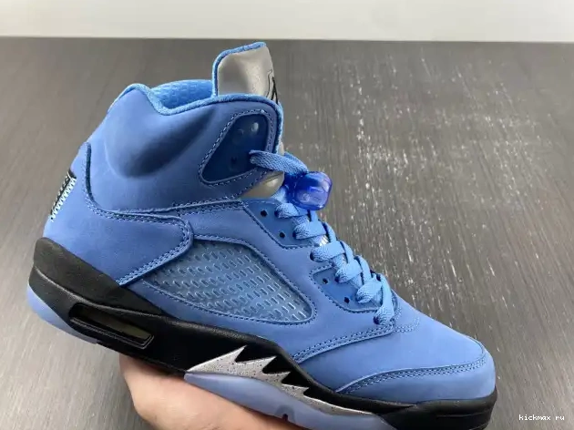 Rep 5 UNC Jordan Air DV1310-401 0506